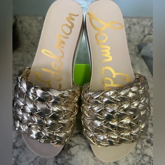 NWOT•Sam Edelman Sandal• - Picture 1 of 7